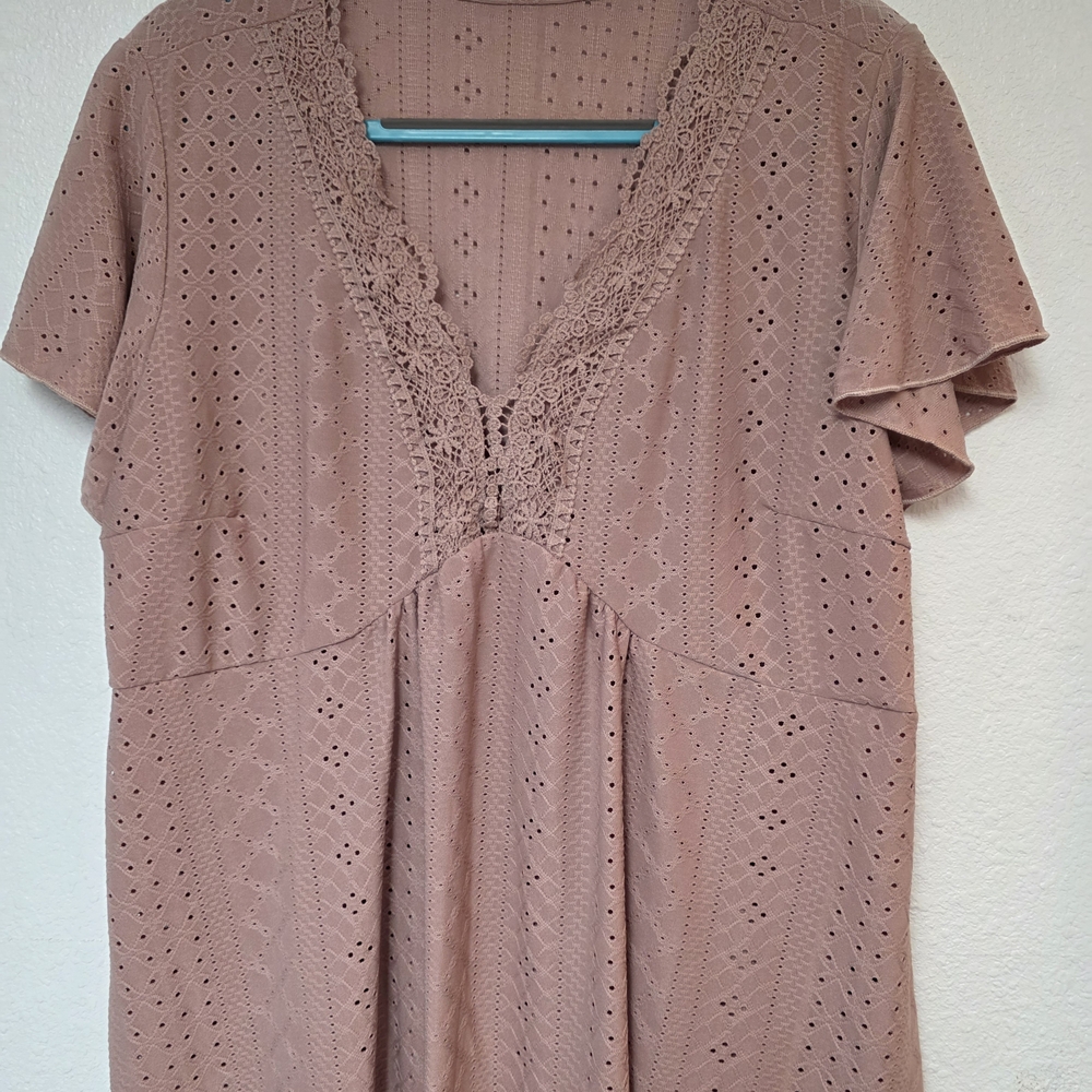 SHEIN Curvy Dusty Rose Eyelet Knit Top